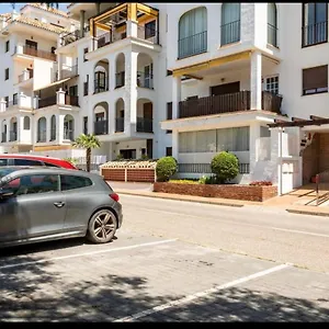 Personal Y Coqueto En Primerísima Línea De Playa, En La Costa Del Sol. Puerto De La Duquesa Apartamento Castillo de Sabinillas